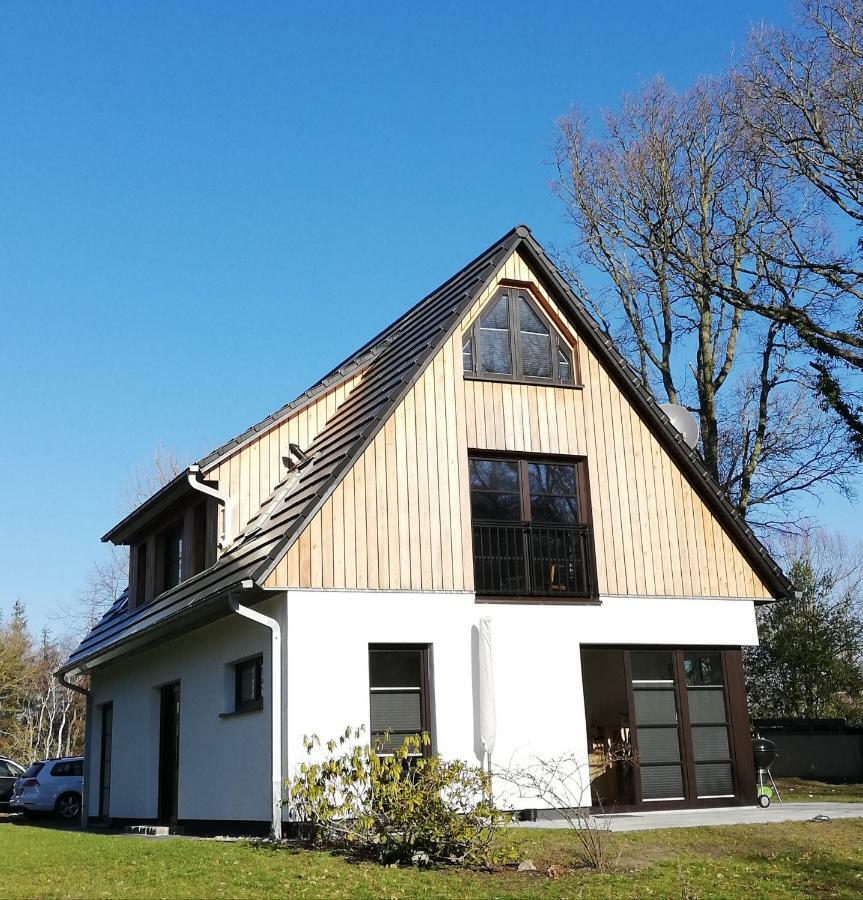 Darsser Strandgut - Haus Ahrenshooper Holz ภายนอก รูปภาพ