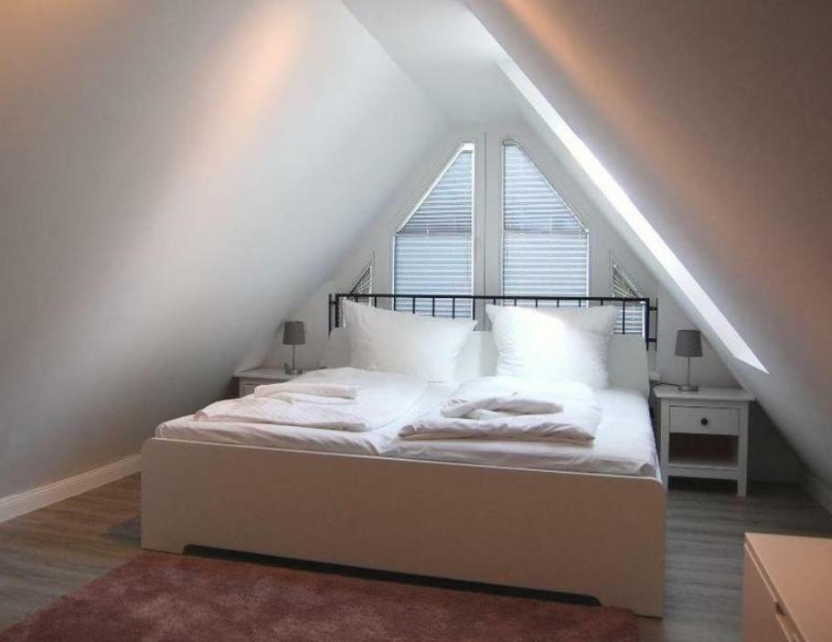 Darsser Strandgut - Haus Ahrenshooper Holz ภายนอก รูปภาพ