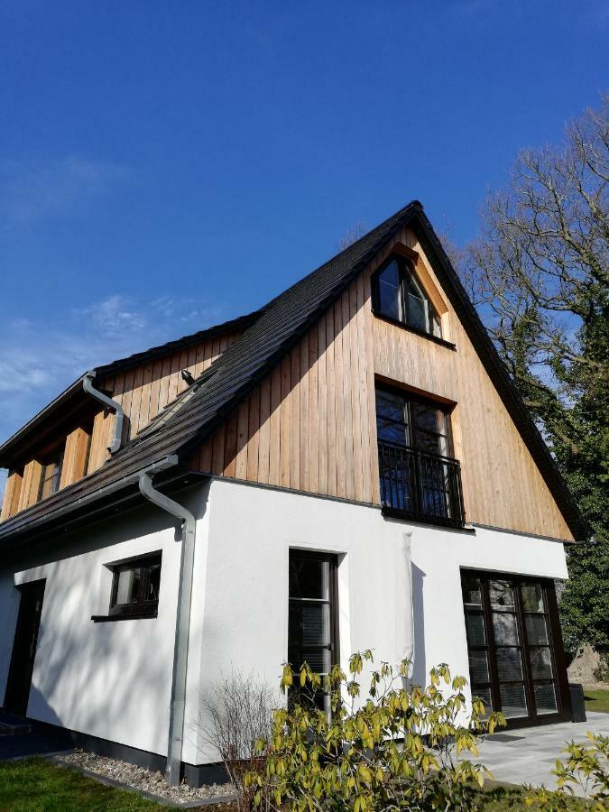 Darsser Strandgut - Haus Ahrenshooper Holz ภายนอก รูปภาพ